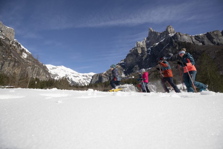 Snowshoe trekking in Fer-à-Cheval Cirque_Sixt-Fer-à-Cheval