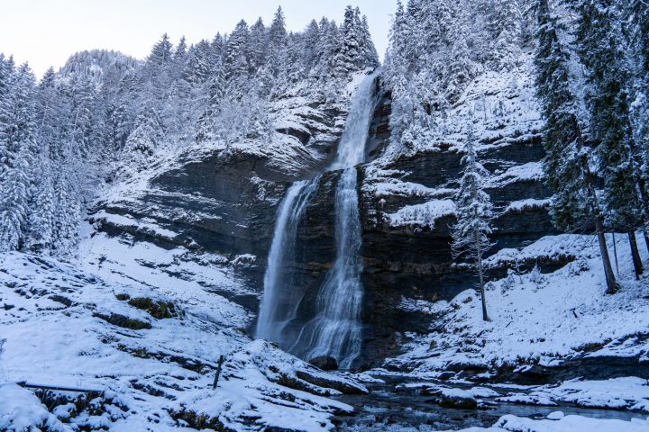 Snowshoeing to Rouget Waterfall_Sixt-Fer-à-Cheval